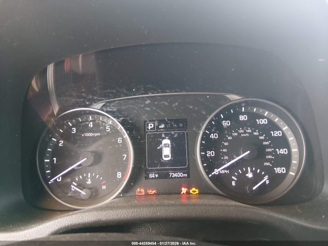 5NPD84LF0JH227923 Hyundai ELANTRA SEL