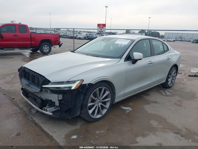 7JR102FK1KG001128 Volvo S60 T5 Momentum