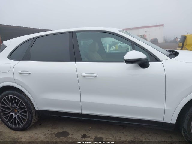 WP1AA2AYXPDA07590 Porsche Cayenne Platinum Edition