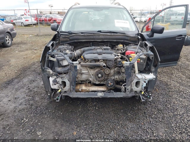Subaru Forester 2.5i Limited 2015 JF2SJARC9FH827385 Image 6