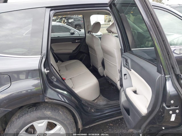 Subaru Forester 2.5i Limited 2015 JF2SJARC9FH827385 Image 8