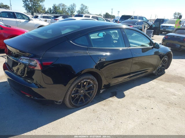 2023 TESLA MODEL 3 5YJ3E1EA6PF438586 Photo 3