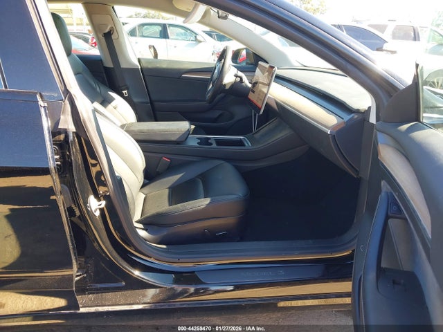 2023 TESLA MODEL 3 5YJ3E1EA6PF438586 Photo 4