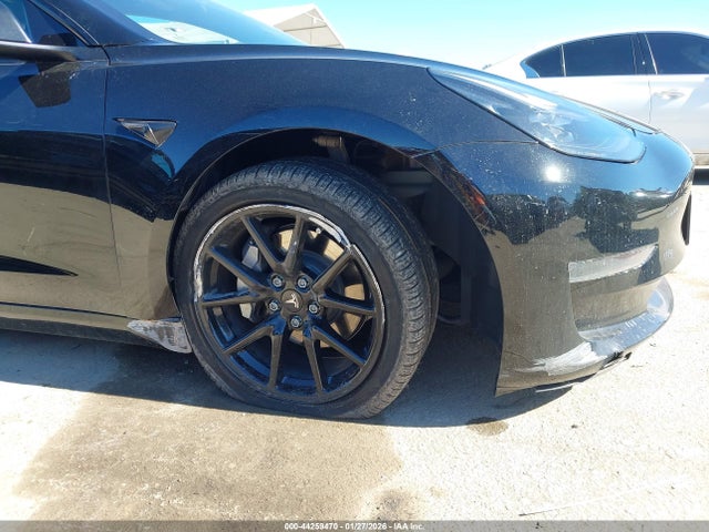 2023 TESLA MODEL 3 5YJ3E1EA6PF438586 Photo 5