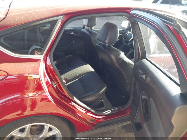 1FADP3N20EL463437 Ford Focus Titanium