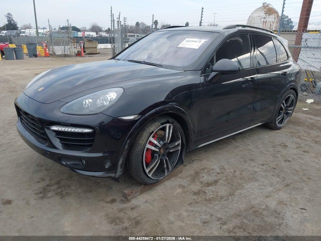 Porsche Cayenne Turbo S 2014 WP1AC2A2XELA85442 Image 2