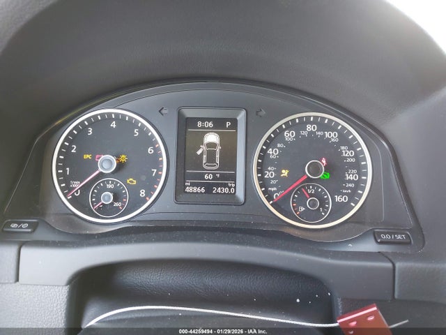 2018 VOLKSWAGEN TIGUAN LIMITED WVGAV7AX3JK002174 Photo 6
