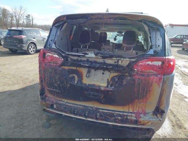 Продажа на аукционе авто 2020 Chrysler Pacifica Limited, vin: 2C4RC1GG1LR185452, номер лота: 44259497