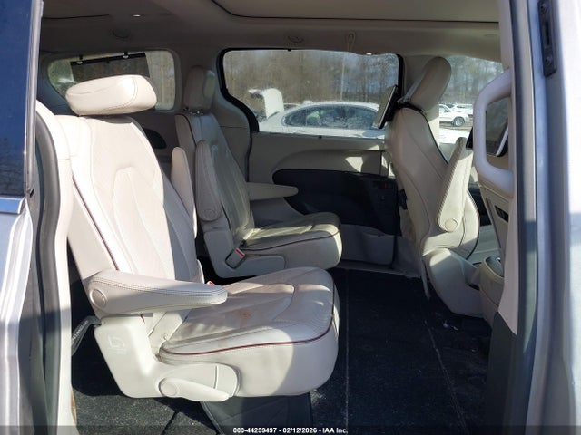 Продажа на аукционе авто 2020 Chrysler Pacifica Limited, vin: 2C4RC1GG1LR185452, номер лота: 44259497