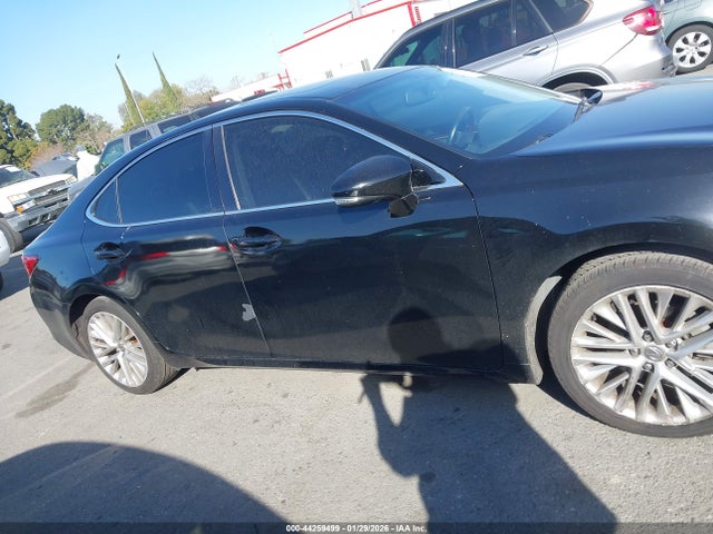 JTHBK1GG3E2100261 Lexus ES 350