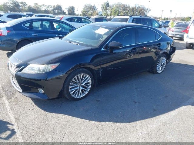 JTHBK1GG3E2100261 Lexus ES 350