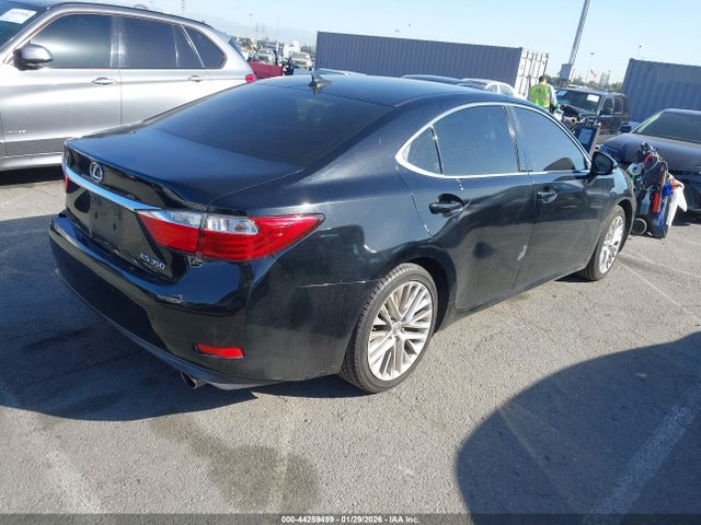 JTHBK1GG3E2100261 Lexus ES 350