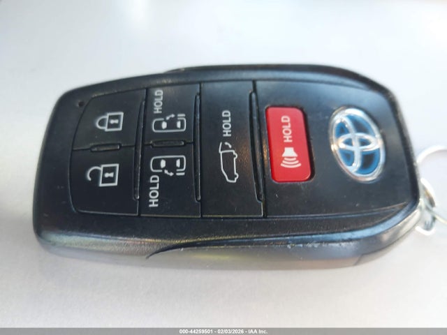 2022 TOYOTA SIENNA 5TDXRKEC9NS108947 Photo 10