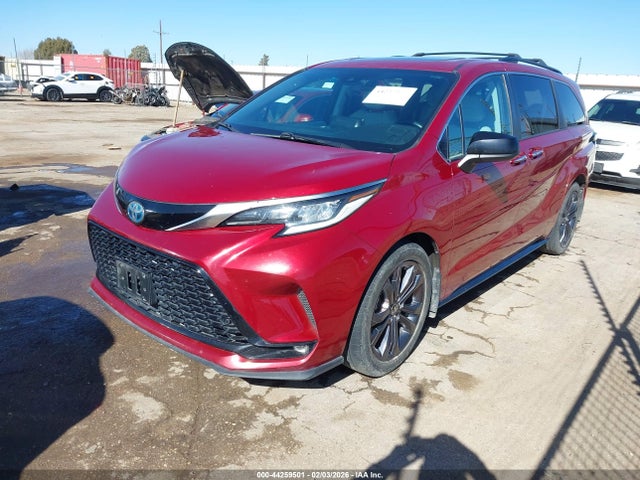 2022 TOYOTA SIENNA 5TDXRKEC9NS108947 Photo 1
