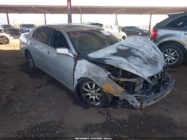 2002 LEXUS ES 300 JTHBF30GX20028587