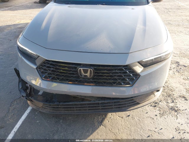1HGCY2F51PA011762 Honda Accord Hybrid Sport