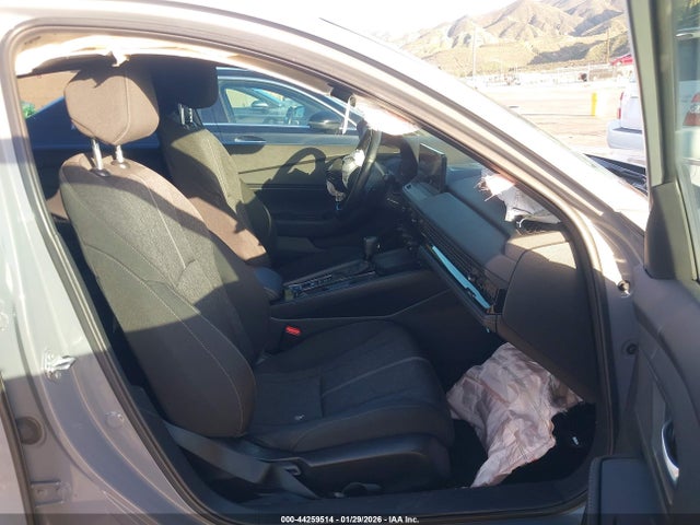 1HGCY2F51PA011762 Honda Accord Hybrid Sport