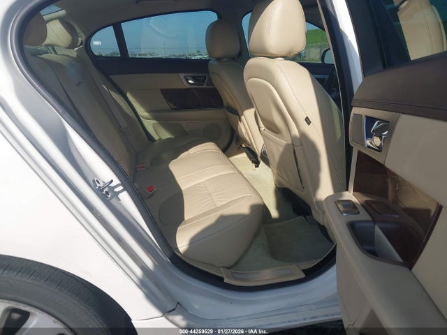 2009 JAGUAR XF SAJWA06B89HR31538 Photo 7