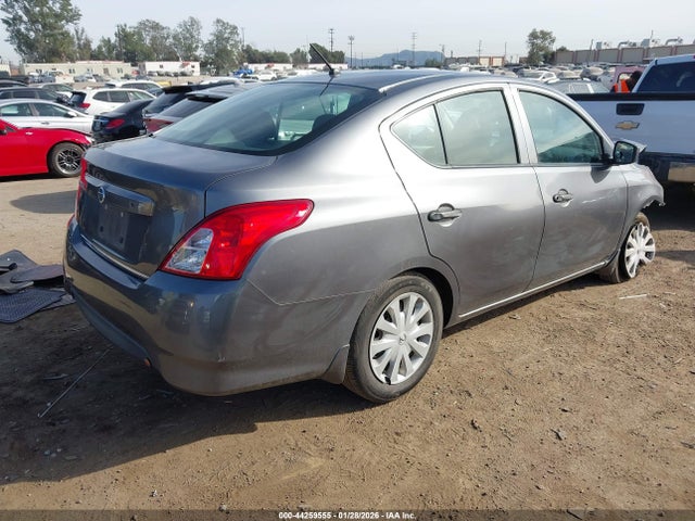 3N1CN7AP5HL888913 Nissan Versa 1.6 S