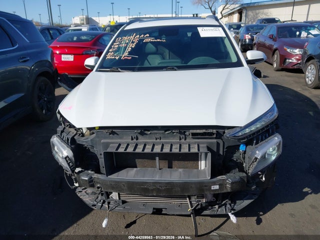 KM8K33A55LU573156 Hyundai Kona Limited