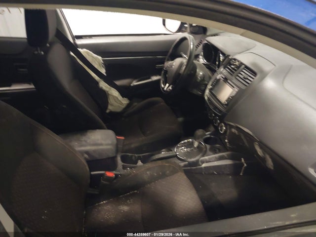 2017 MITSUBISHI OUTLANDER SPORT JA4AR3AW7HZ064066 Photo 4