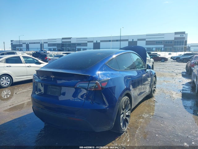 2024 TESLA MODEL Y 7SAYGDEF2RA303735 Photo 3