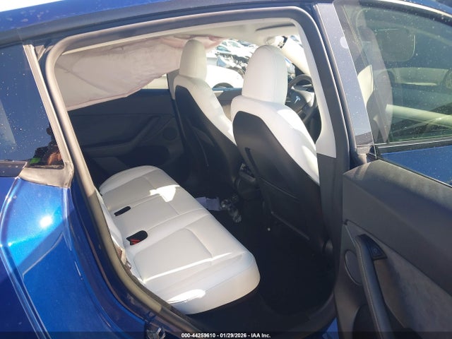 2024 TESLA MODEL Y 7SAYGDEF2RA303735 Photo 7