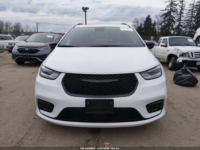 Chrysler Pacifica Limited 2025 2C4RC1GG4SR535283 Image 12