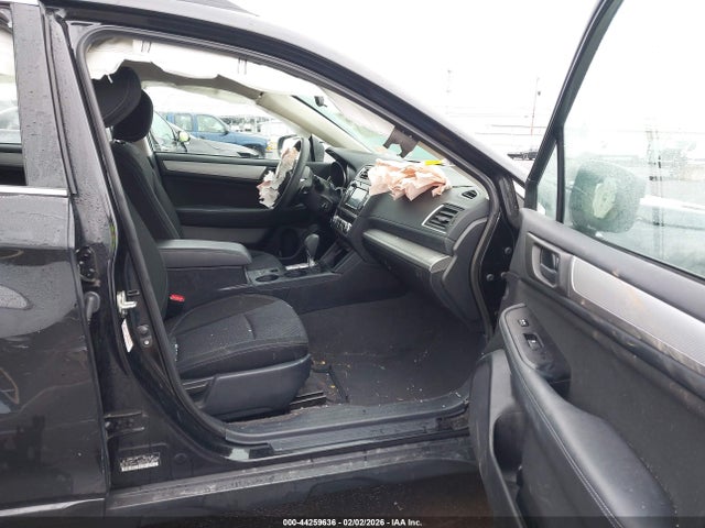 Subaru Outback 2.5i 2018 4S4BSAAC3J3370260 Image 5