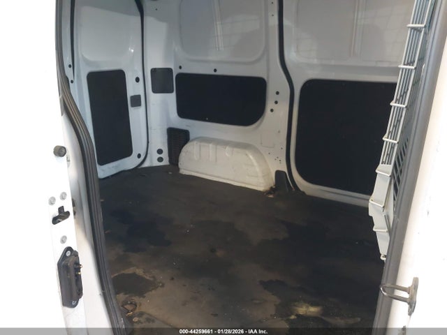 3N6CM0KN8KK690275 Nissan NV200 SV