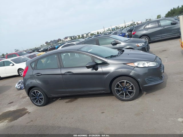 Ford FIESTA SE 2017 3FADP4EJXHM125981 Image 13