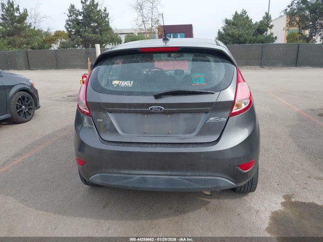 Ford FIESTA SE 2017 3FADP4EJXHM125981 Image 16