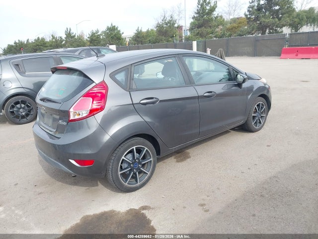 Ford FIESTA SE 2017 3FADP4EJXHM125981 Image 4