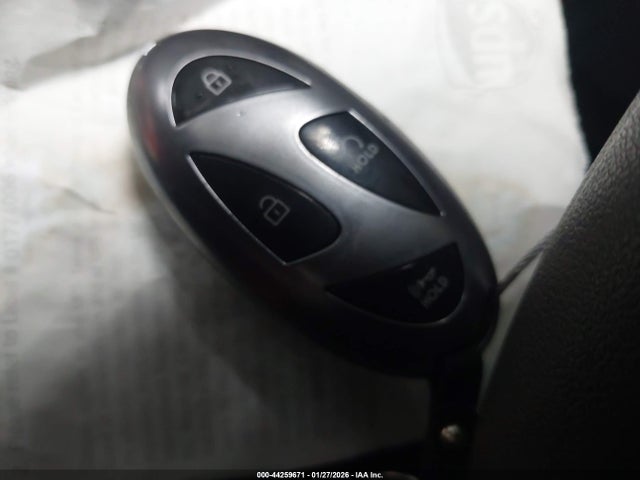 KMHLM4DG6RU684361 Hyundai ELANTRA SEL