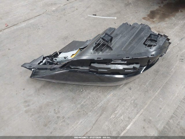 KMHLM4DG6RU684361 Hyundai ELANTRA SEL
