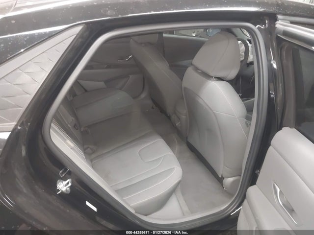 KMHLM4DG6RU684361 Hyundai ELANTRA SEL