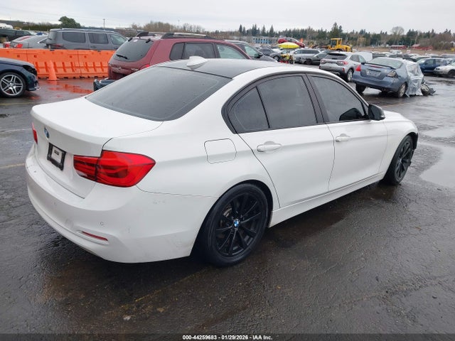BMW 320i Xdrive 2016 WBA8A3C5XGK689274 Image 4