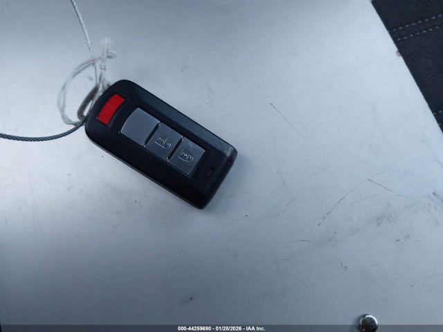 2019 MITSUBISHI OUTLANDER JA4AD3A3XKZ043126 Photo 10