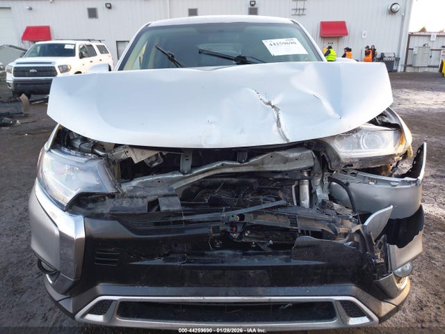 Mitsubishi Outlander Se 2019 JA4AD3A3XKZ043126 Image 12