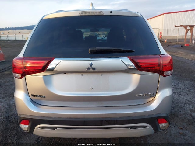Mitsubishi Outlander Se 2019 JA4AD3A3XKZ043126 Image 16