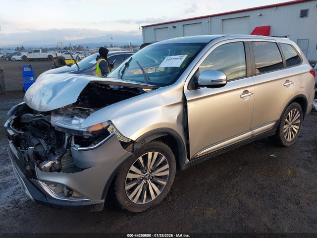 2019 MITSUBISHI OUTLANDER JA4AD3A3XKZ043126 Photo 1