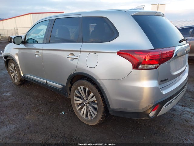 2019 MITSUBISHI OUTLANDER JA4AD3A3XKZ043126 Photo 2