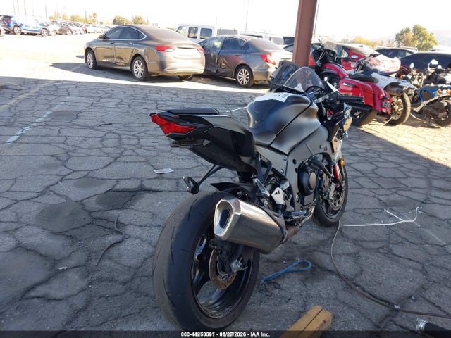 JKBZXVL17SA018521 Kawasaki Zx1002 L
