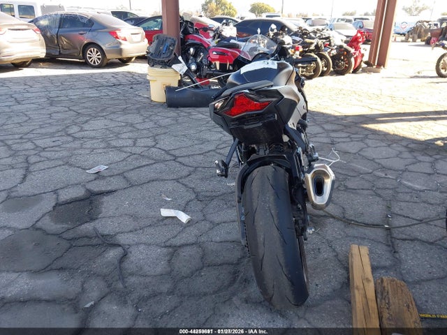 JKBZXVL17SA018521 Kawasaki Zx1002 L