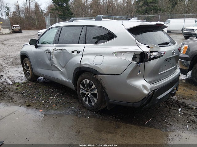 Toyota Highlander Xle 2020 5TDGZRBH2LS512680 Image 3