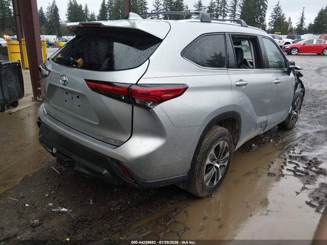 Toyota Highlander Xle 2020 5TDGZRBH2LS512680 Image 4