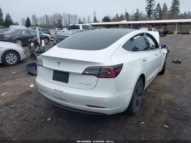 2019 TESLA MODEL 3 5YJ3E1EB6KF406819 Photo 3