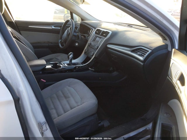 3FA6P0UU1FR106295 Ford Fusion Hybrid S