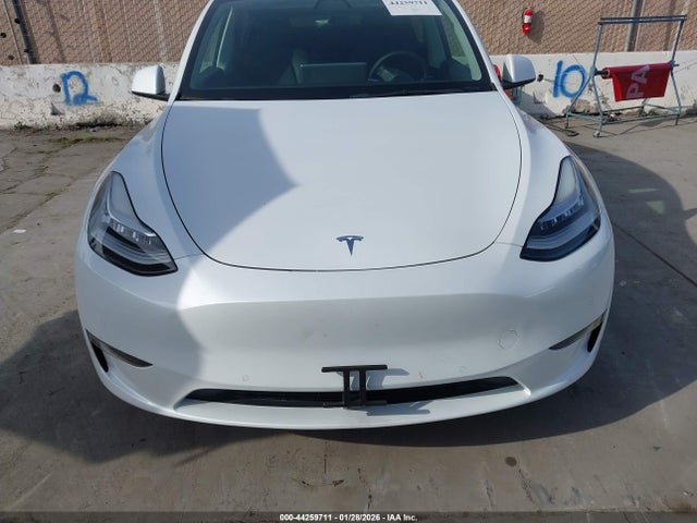 7SAYGDEEXNF321128 Tesla Model Y Long Range Dual Motor All-wheel Drive