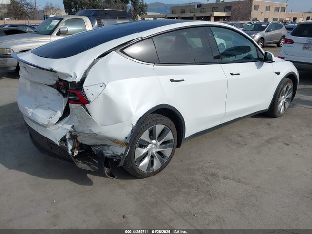 2022 TESLA MODEL Y 7SAYGDEEXNF321128 Photo 3